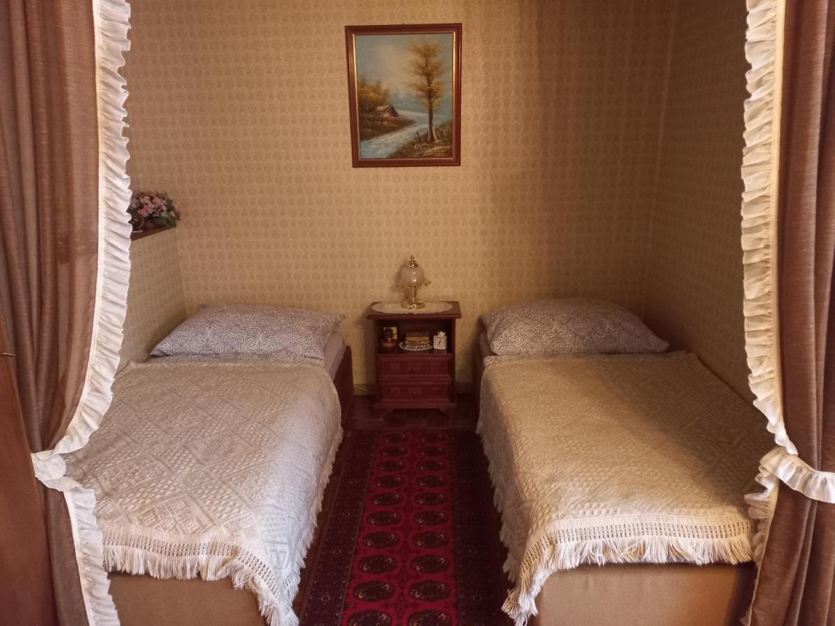 Ferienwohnung ,,Wohnen Wie Zu Grossmutter'S Zeiten'' 비엔나 외부 사진
